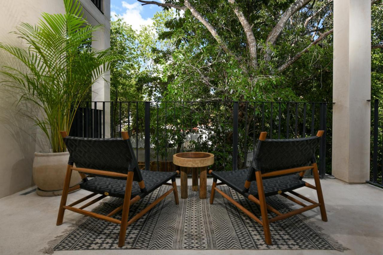 King Suite Balcony Garden View